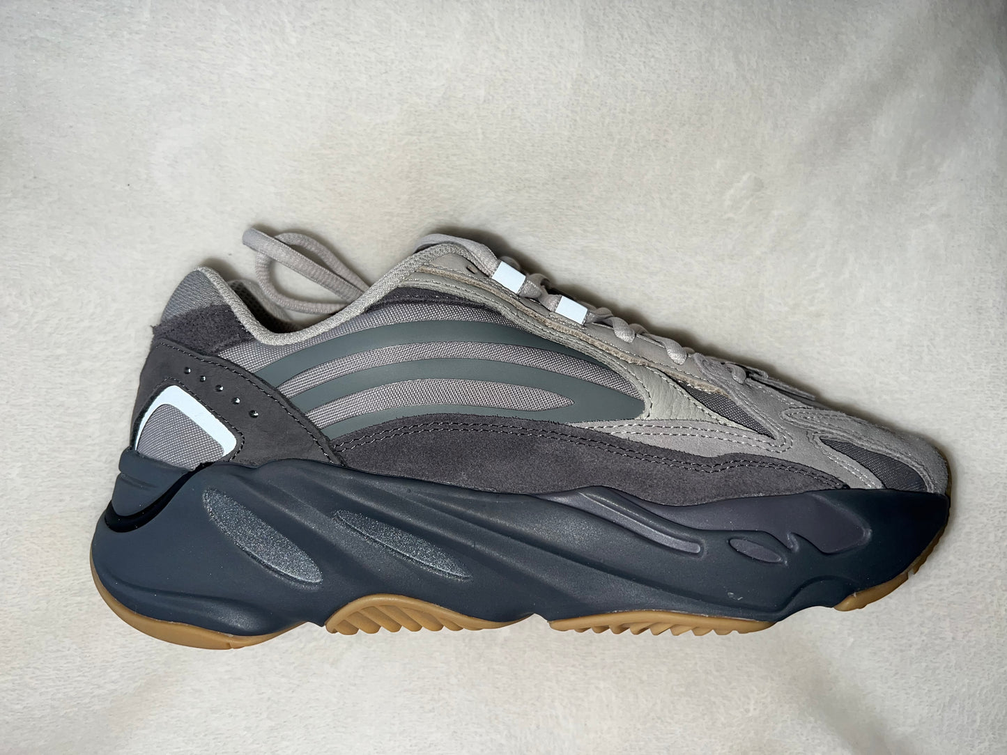 Adidas Yeezy Boost 700 V2 "Tephra"