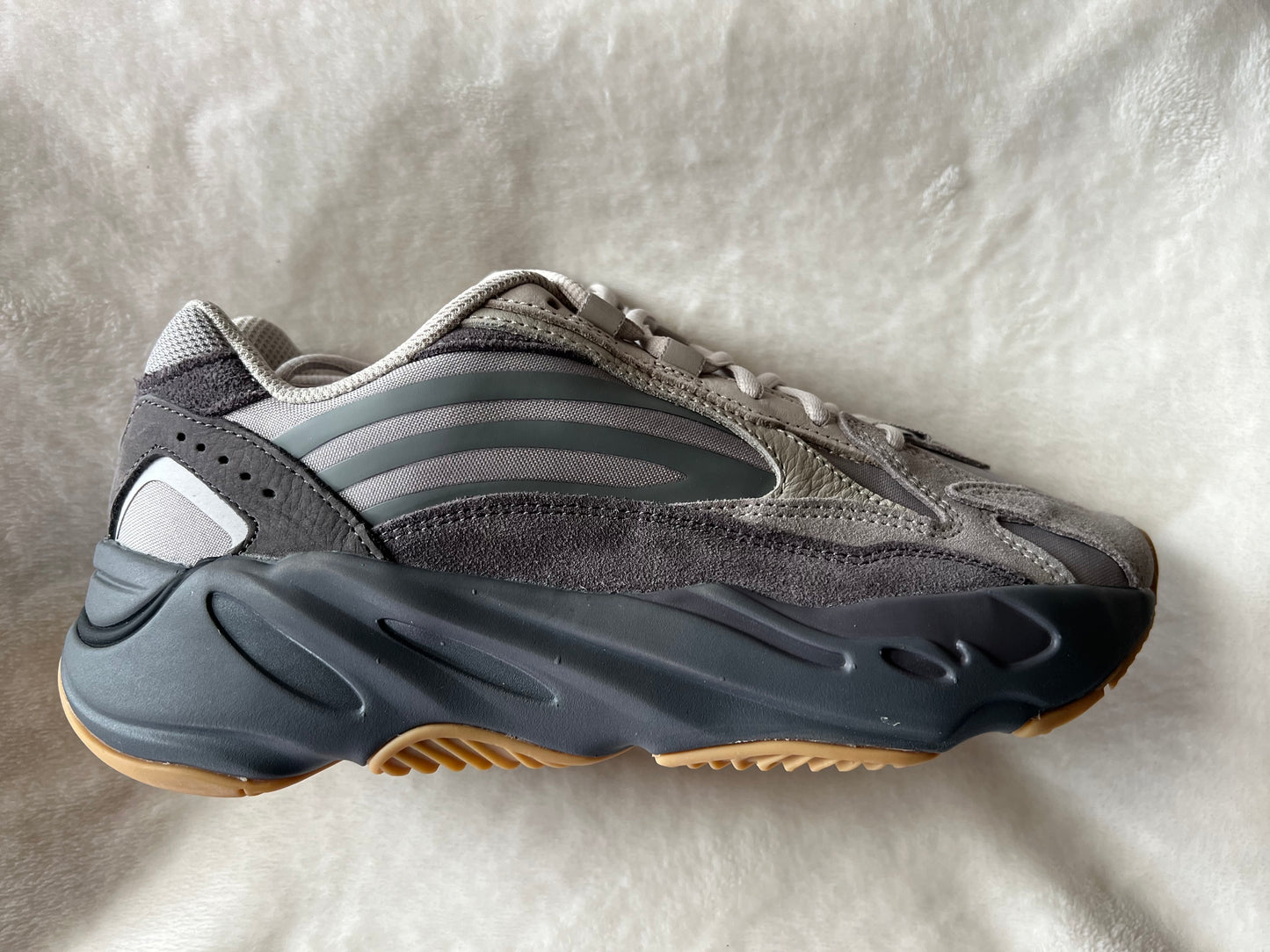 Adidas Yeezy Boost 700 V2 "Tephra"