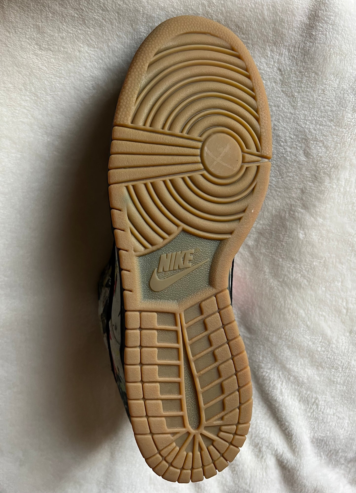 Nike SB Dunk Low "Supreme Rammellzee"